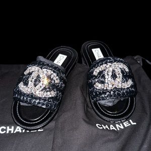 Chanel CC Raffia Slides Black Rhinestone 23S NWT size 36